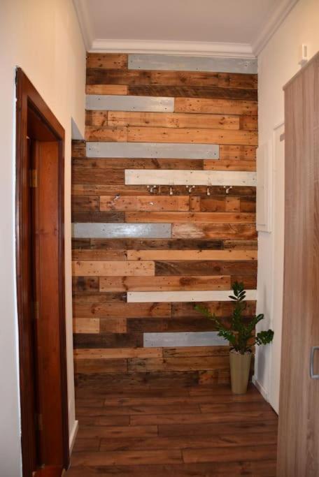 Apartment In Belgrade With Small Parking Space ภายนอก รูปภาพ