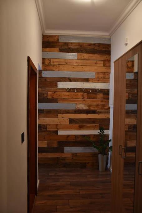 Apartment In Belgrade With Small Parking Space ภายนอก รูปภาพ